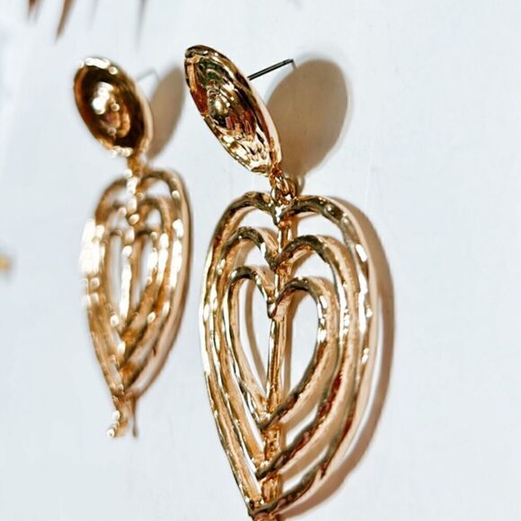 gold heart earrings H171 - Picture 4 of 5